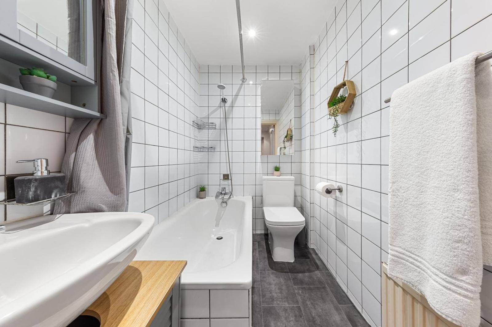 Deluxe Apartment - 1 Min Away From Camden Market And Station Londyn Zewnętrze zdjęcie