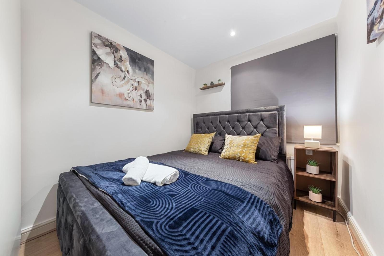 Deluxe Apartment - 1 Min Away From Camden Market And Station Londyn Zewnętrze zdjęcie